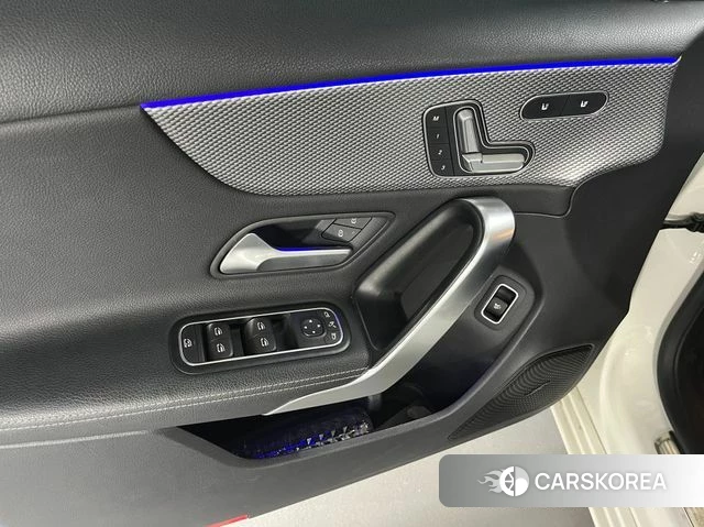 Mercedes-Benz A-Class W177 id 3833278 из Кореи 7