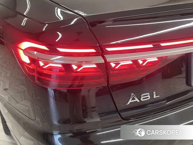 Audi A8 id 4272554 из Китая 7