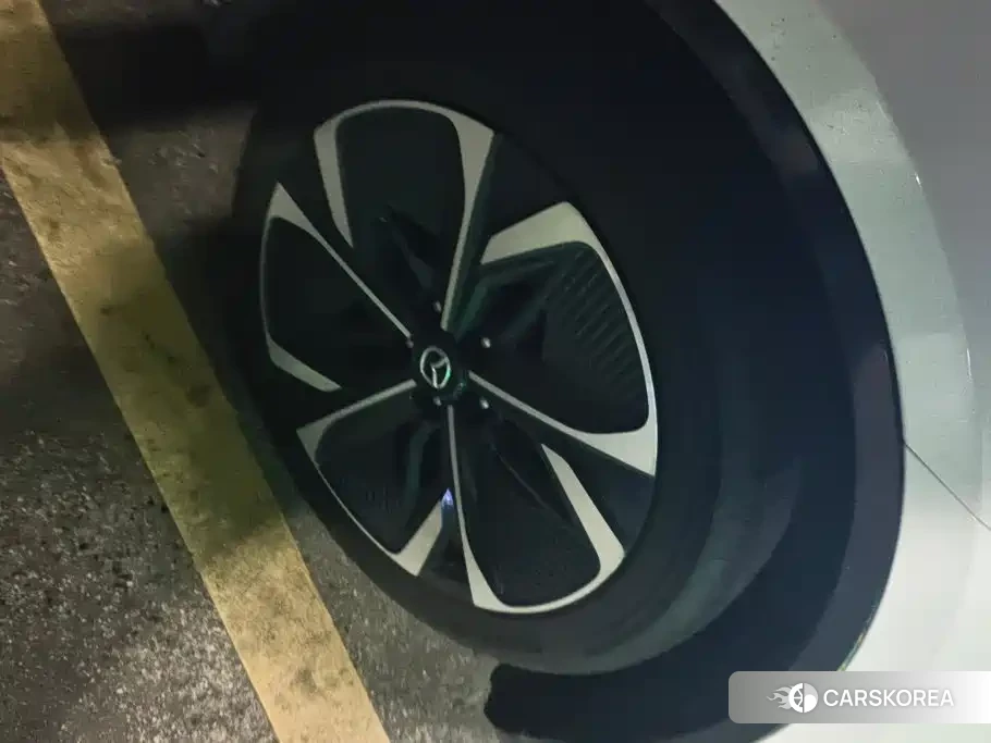 Mazda EZ-6 id 4570413 из Китая 7