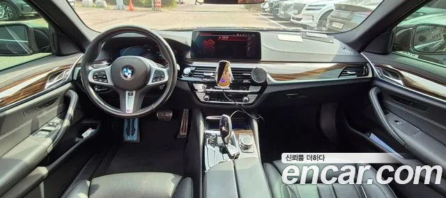 BMW 5 Series (G30) id 2631935 из Кореи 7