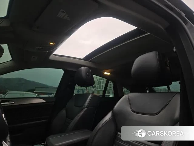 Mercedes-Benz GLE - Class W166 id 3515379 из Кореи 7