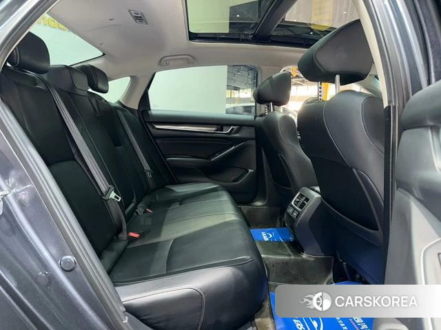 Honda Accord id 4335241 из Китая 7