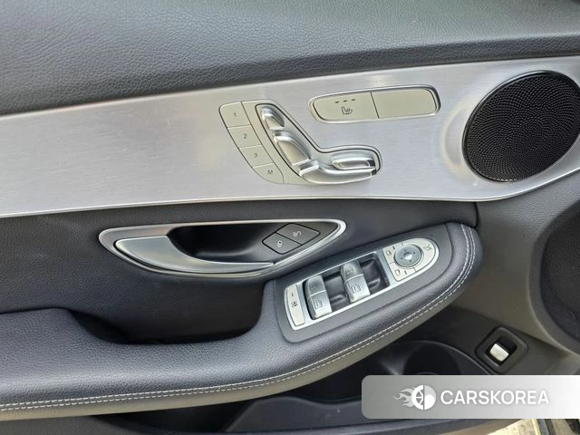 Mercedes-Benz C-Class W205 id 4417377 из Кореи 7