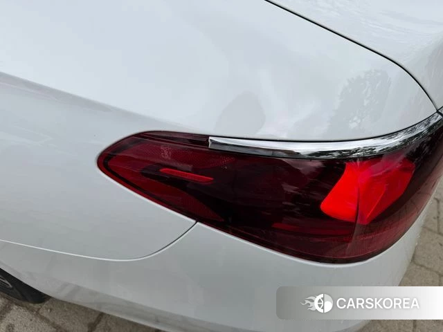 Mercedes-Benz E-Class W214 id 3870277 из Кореи 7