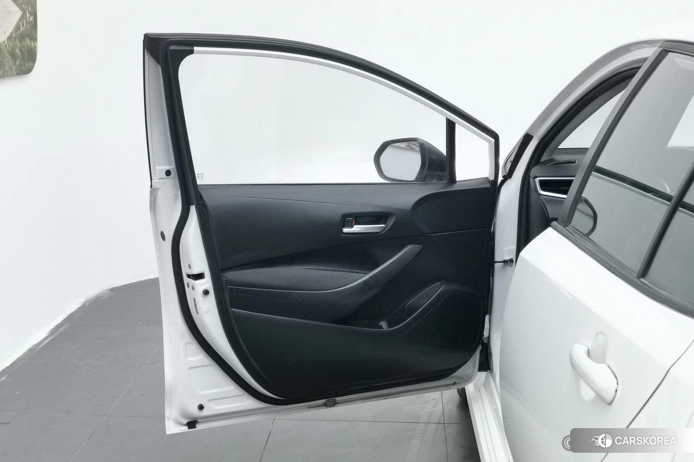 Toyota Corolla id 4479321 из Китая 7