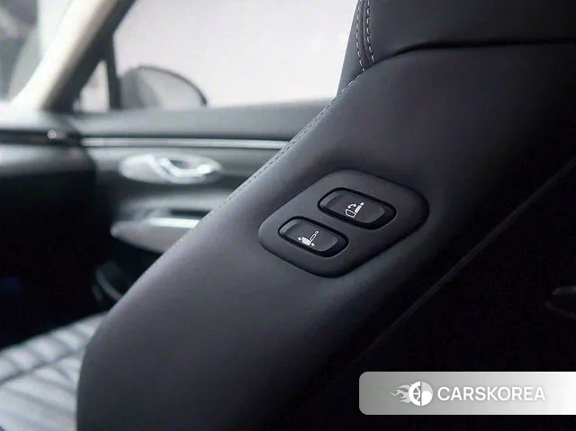 Genesis GV70 id 3042267 из Кореи 7