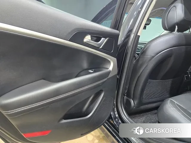 Genesis G70 id 3557419 из Кореи 7