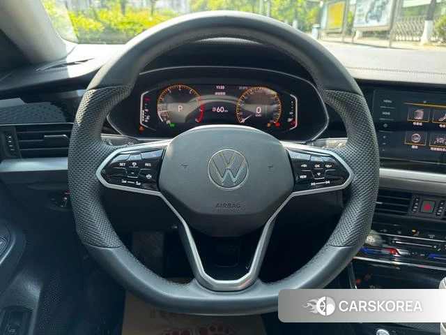 Volkswagen Passat id 4258371 из Китая 7