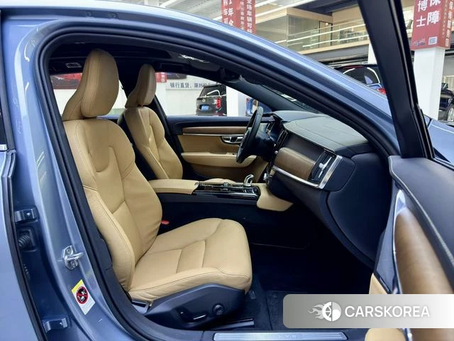 Volvo S90 PHEV id 4254384 из Китая 7