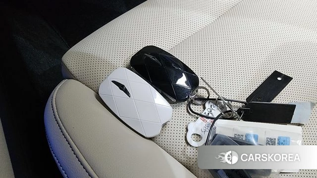 Genesis GV70 id 4590243 из Кореи 7