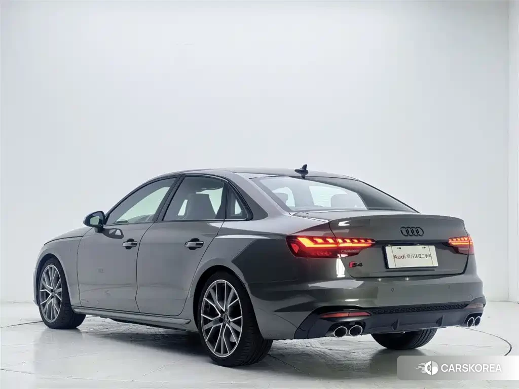 Audi S4 id 4570350 из Китая 7