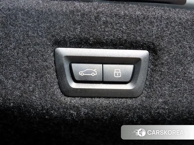 BMW 5 Series (G60) id 3745023 из Кореи 7