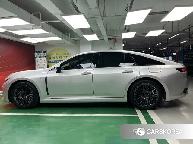 Toyota Crown (imported) id 4258767 из Китая 7