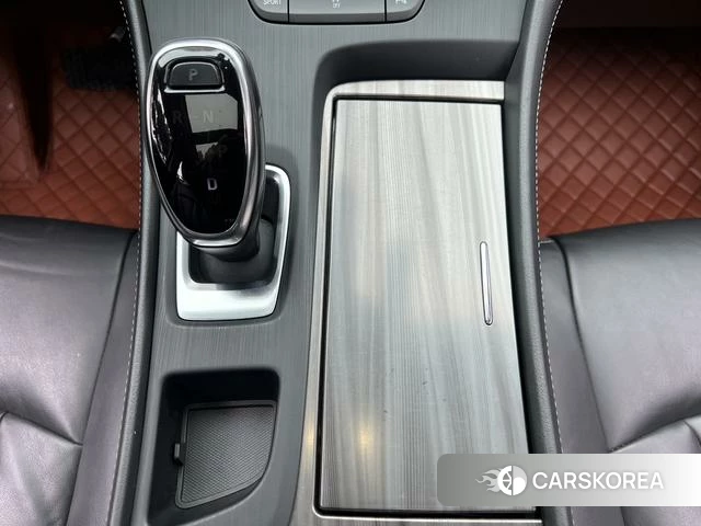 Buick Lacrosse id 4213389 из Китая 7
