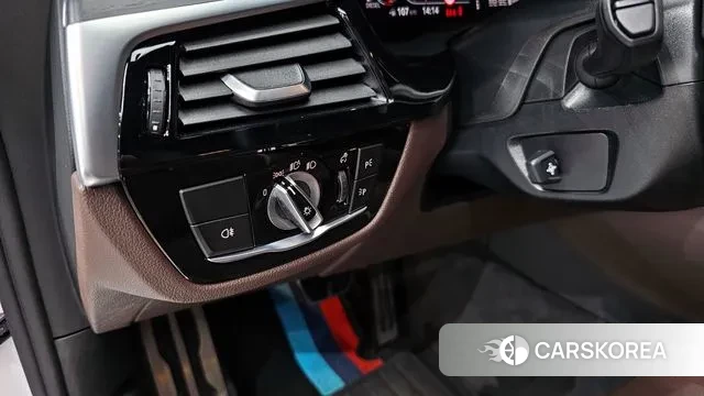 BMW 6 Series GT (G32) id 3473375 из Кореи 7