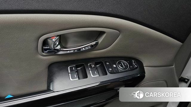 Kia All New Carnival id 4508744 из Кореи 7