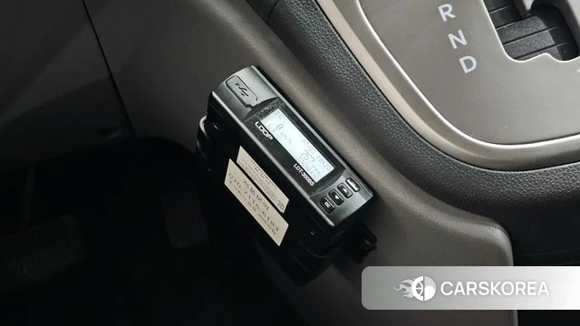 Hyundai The New Grand Starex id 4542303 из Кореи 7