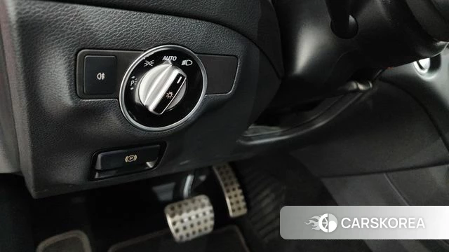 Mercedes-Benz GLA-Class X156 id 4188246 из Кореи 7