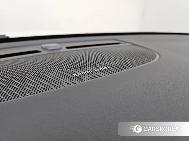 Volvo C40 Richards id 3042533 из Кореи 7