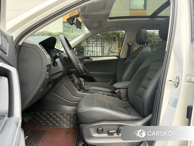 Volkswagen Tiguan L id 4219865 из Китая 7