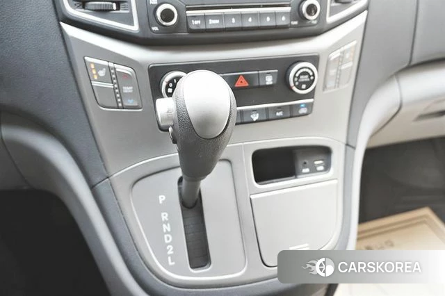 Hyundai The New Grand Starex id 3820671 из Кореи 7