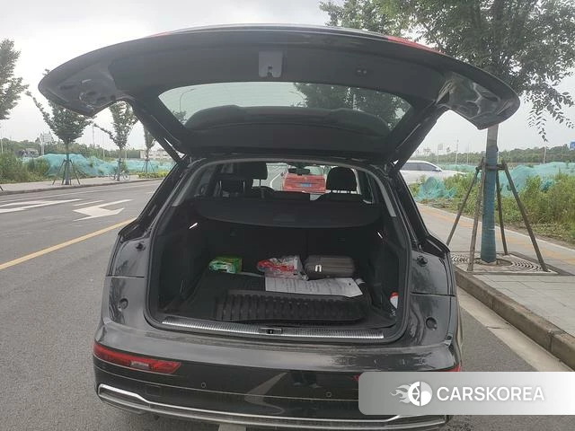 Audi Q5L id 4392013 из Китая 7