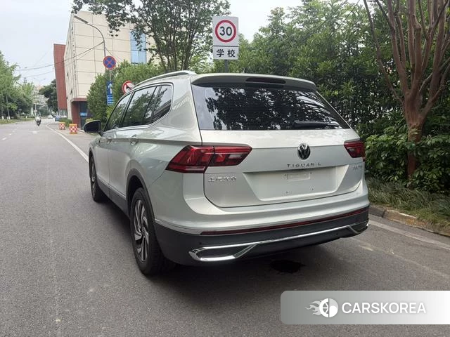 Volkswagen Tiguan L id 4374637 из Китая 7