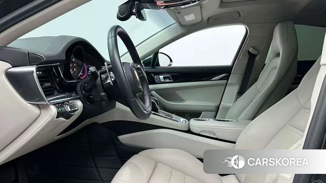 Porsche Panamera id 3919346 из Китая 7