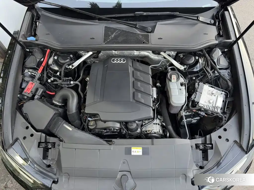 Audi A6L id 4617069 из Китая 7