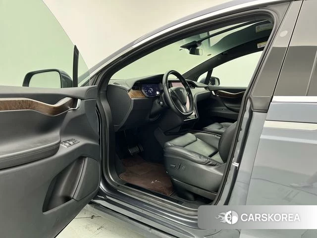 Tesla Model X id 4253407 из Китая 7