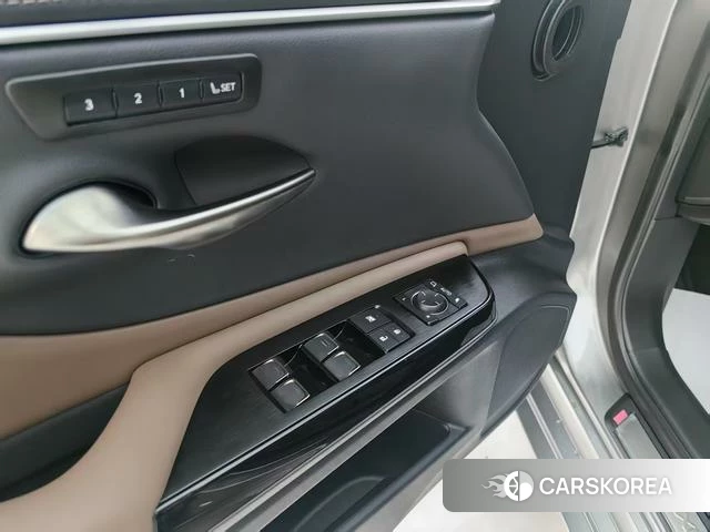 Lexus ES id 4279333 из Китая 7