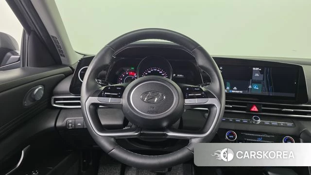 Hyundai Avante (CN7) id 3936253 из Кореи 7