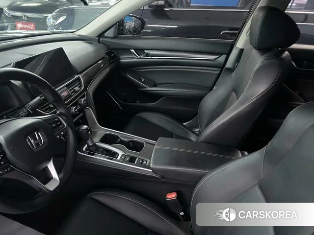 Honda Accord id 4367547 из Китая 7
