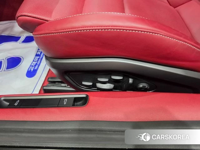 Porsche 911(992) id 4433187 из Кореи 7
