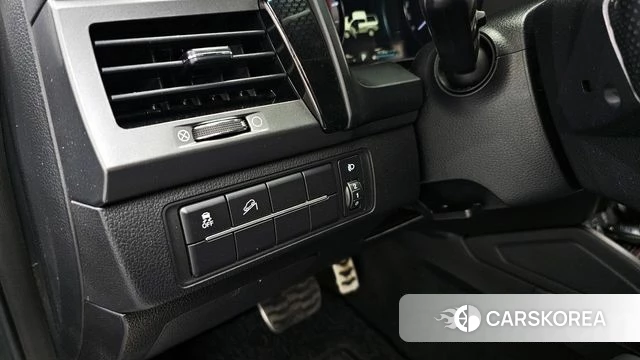 Ssangyong The New Rexton Sports Cannes id 3910669 из Кореи 7