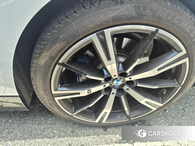 BMW 5 Series (G60) id 4630361 из Кореи 7
