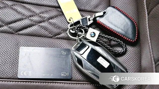 BMW 5 Series (G30) id 3350123 из Кореи 7