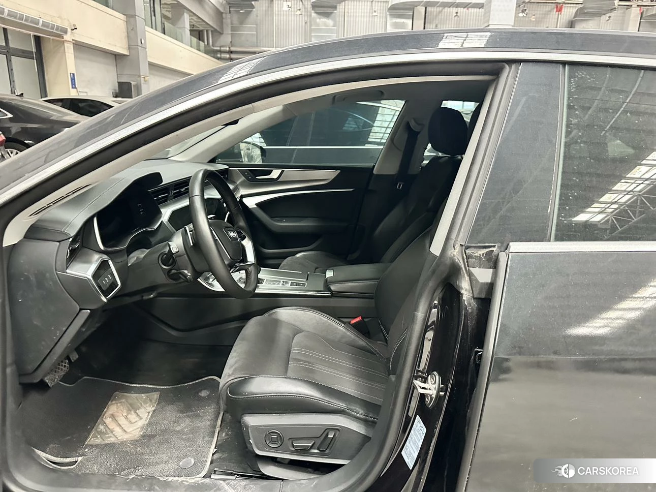 Audi A7L id 4479752 из Китая 7