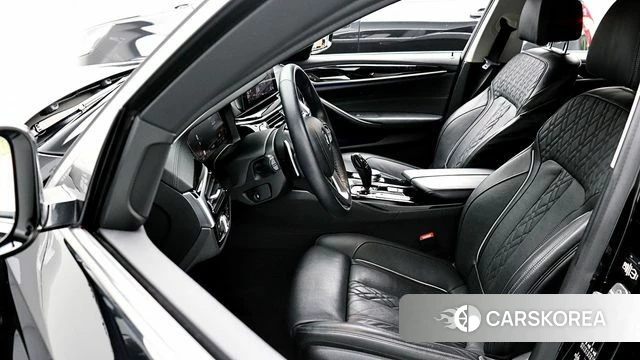 BMW 5 Series (G30) id 4642387 из Кореи 7