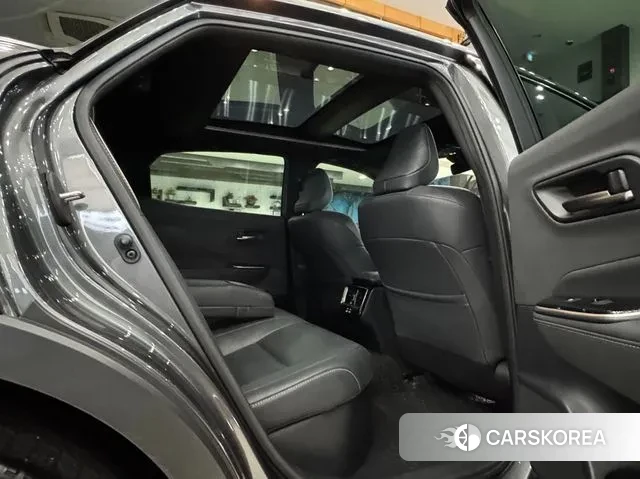 Toyota Crown Crossover id 3733541 из Кореи 7