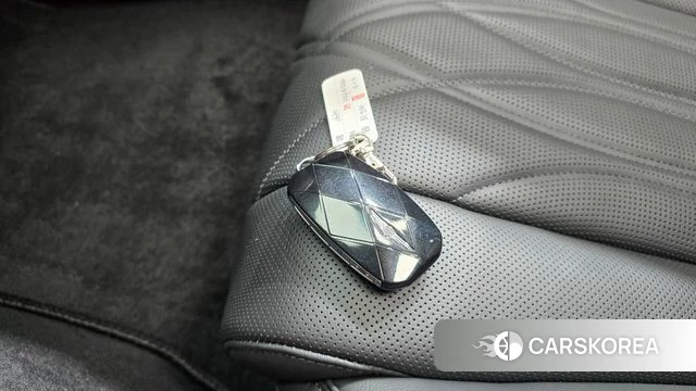 Genesis G80 (RG3) id 4487745 из Кореи 7