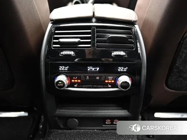 BMW 5 Series (G30) id 3289618 из Кореи 7