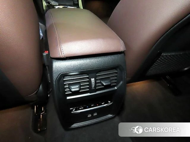 BMW i4 id 3831426 из Кореи 7