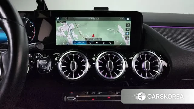 Mercedes-Benz GLA - Class H247 id 3349812 из Кореи 7