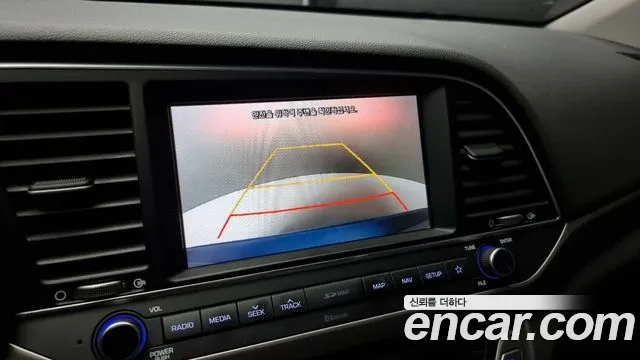 Hyundai Avante AD id 2928508 из Кореи 7