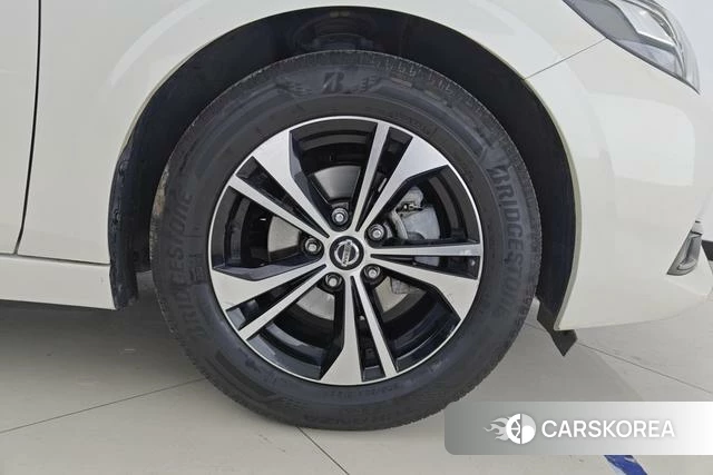 Nissan Xuan Yi id 4182722 из Китая 7