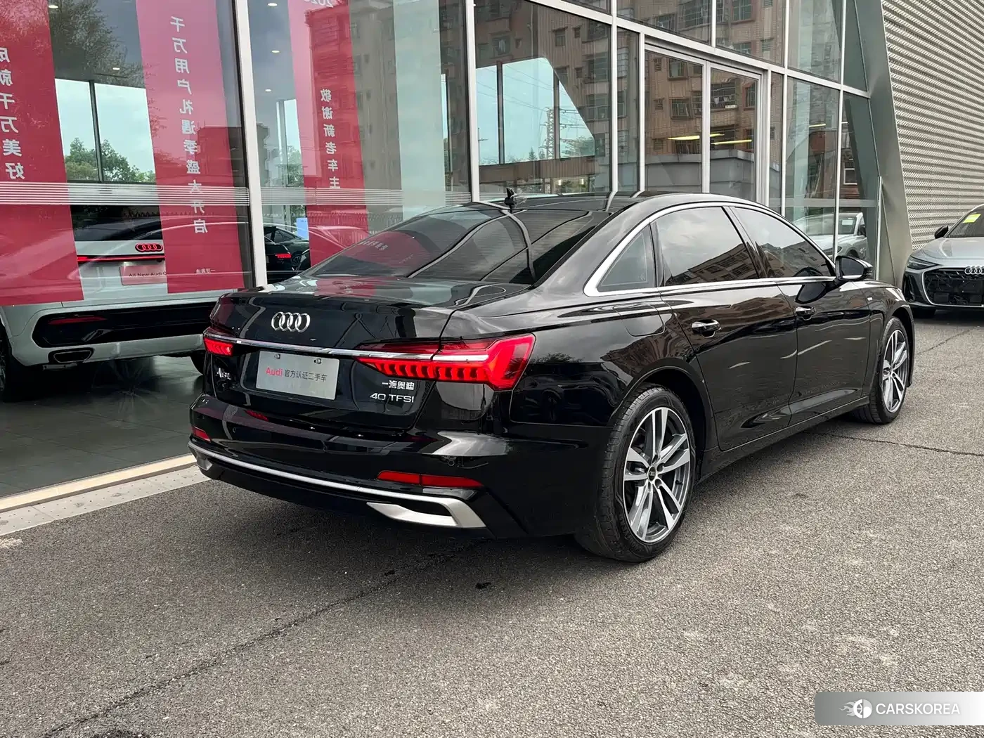 Audi A6L id 4570497 из Китая 7