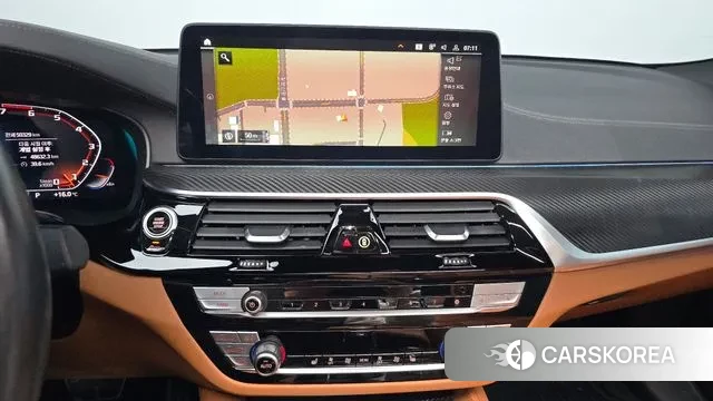 BMW 5 Series (G30) id 3355060 из Кореи 7