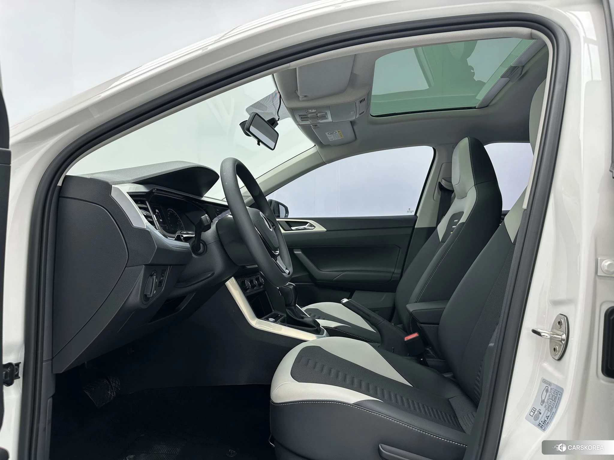 Volkswagen Polo id 4514832 из Китая 7