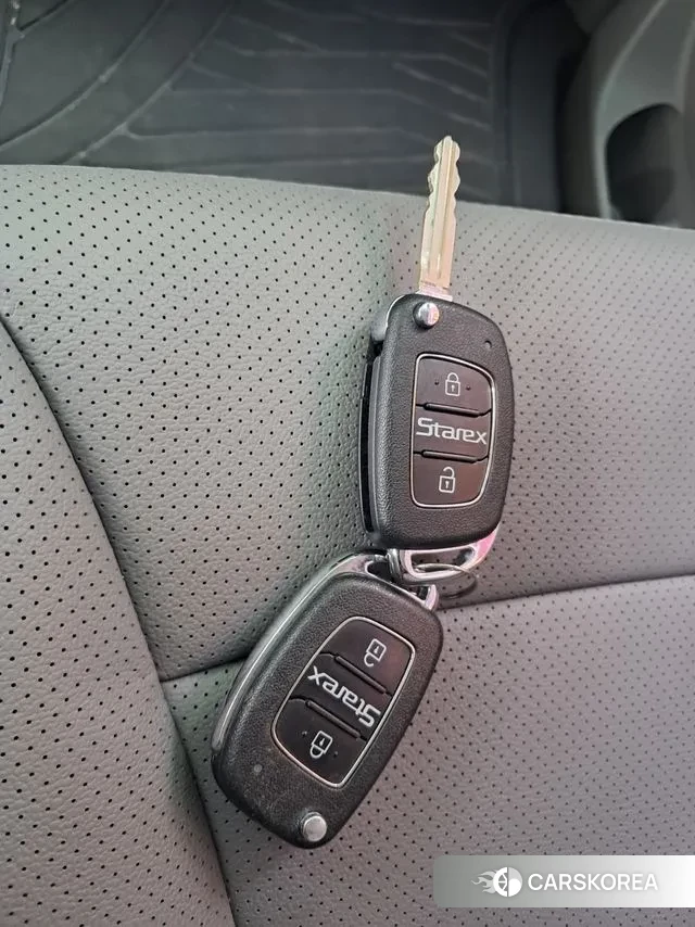 Hyundai The New Grand Starex id 3479910 из Кореи 7